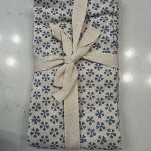 Floral Patterned Napkins with Bow